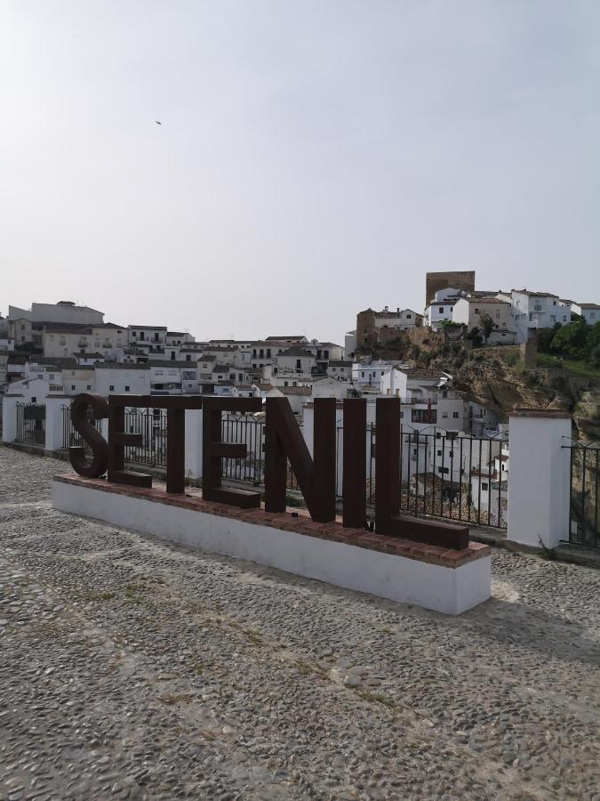 Apartamento El Carmen Setenil De Las Bodegas Eksteriør bilde