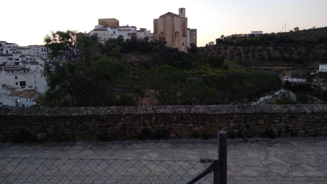 Apartamento El Carmen Setenil De Las Bodegas Eksteriør bilde